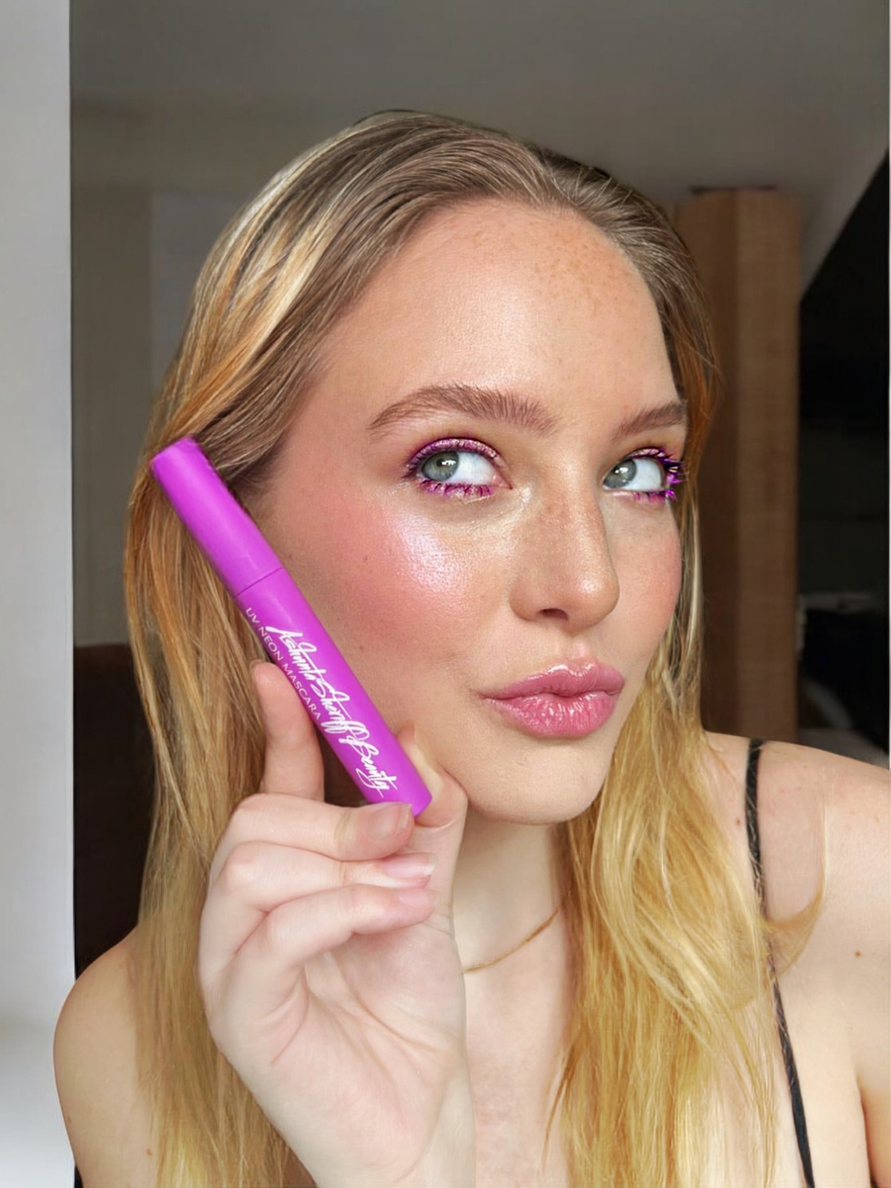 Image of UV Vegan Mascara